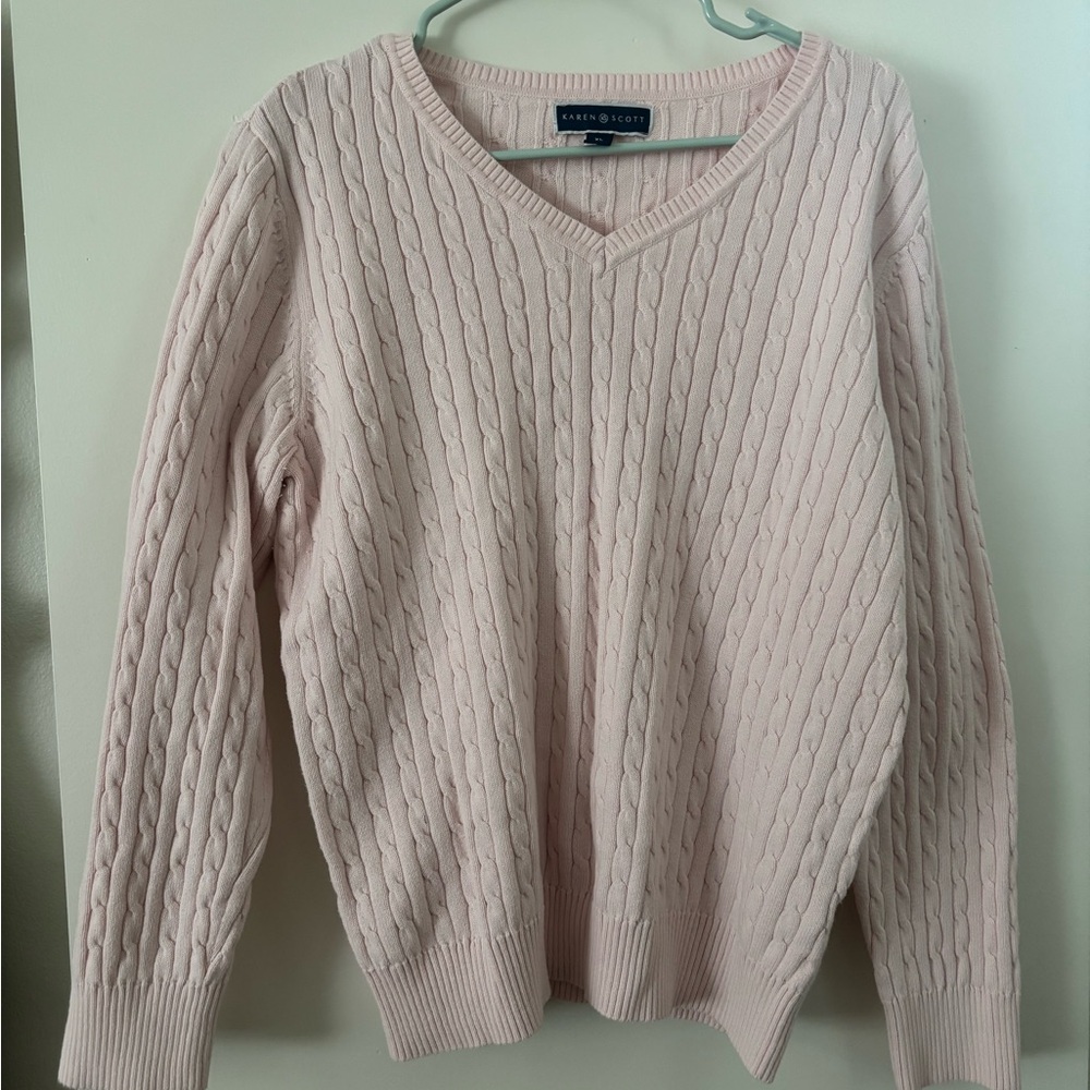 Scott Women's Light Pink V-Neck Cable Knit Sweater